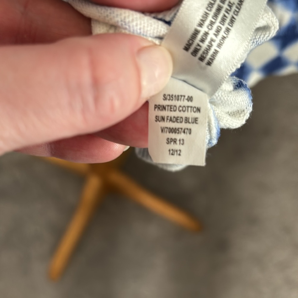 Blue and White GAP Sweater - Picture 7 of 7